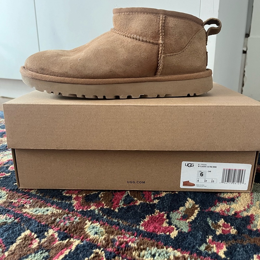 Ultra mini uggs